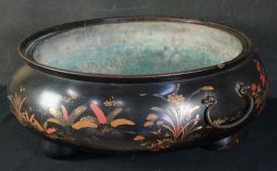 Antique Maki-e brazier 1700