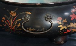 Antique Maki-e brazier 1700