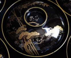 Antique Owan Maki-e1833