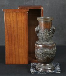 Antique vase sculpture 1800