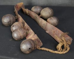 Antique Zen Suzu 1800
