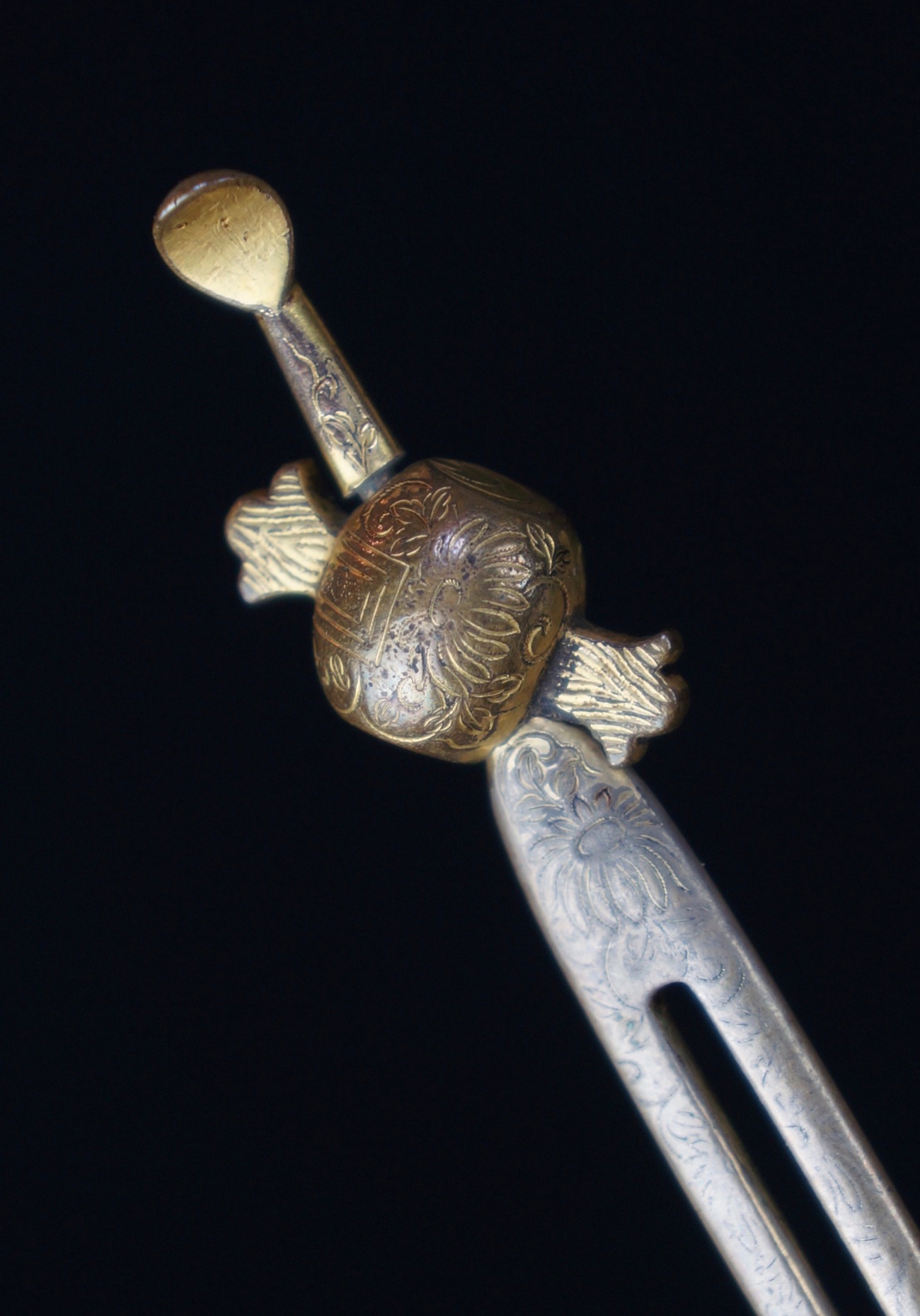 Antique Kanzashi Japanese hair pins Kmono accessory 1800s Japan craft