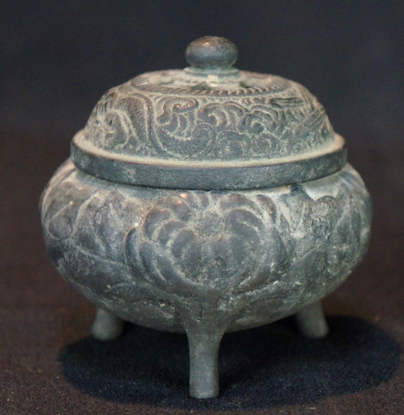 Bronze vase lost wax craft 1900