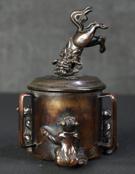 Beppuzaiko Koro sculpture 1800