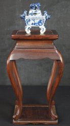 Bonsai stand1950 interior