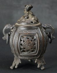 Bronze vase lost wax craft 1900