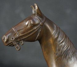 Bronze Uma sculpture 1900