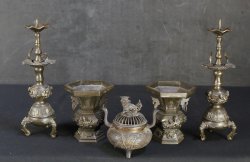 Buddhist altar 1900 bronze set
