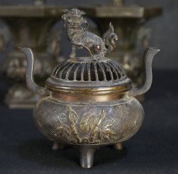 Buddhist altar 1900 bronze set