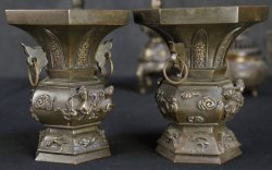 Buddhist altar 1900 bronze set