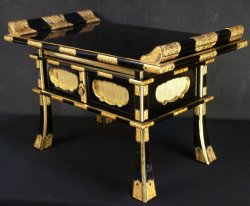 Buddhist altar 1950 Butsudan