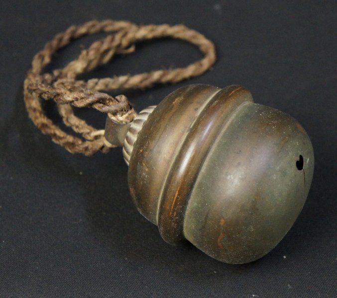 Buddhist monk suzu 1800