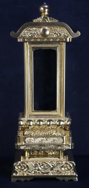 Buddhist temple altar1980