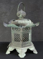 Buddhist temple lamp 1820