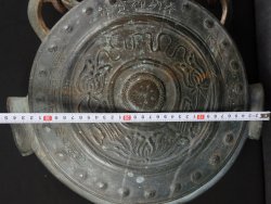 Buddhist temple pray bell 1840