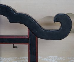 Kin-Dai Buddhist bell stand 1800s