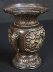 Butsudan bronze vase 1950