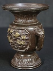 Butsudan bronze vase 1950