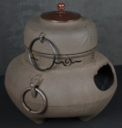 Chagama sand cast Japan 1980