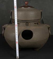Chagama sand cast Japan 1980