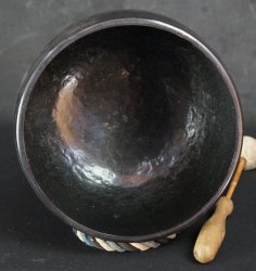 Chanting bronze bell 1900 Y