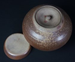 Chatsubo leaf holder1900