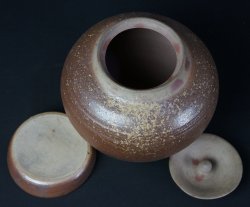 Chatsubo leaf holder1900