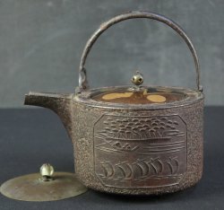 Choshi kettle 1800 Maki-e