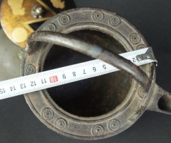 Choshi kettle 1800 Maki-e