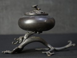 Dragon bronze Koro 1950