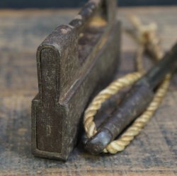 Edo lock iron 1800 craft D