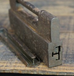 Edo lock iron 1800 craft D