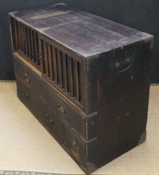 Edo Tansu1800
