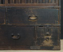 Edo Tansu1800