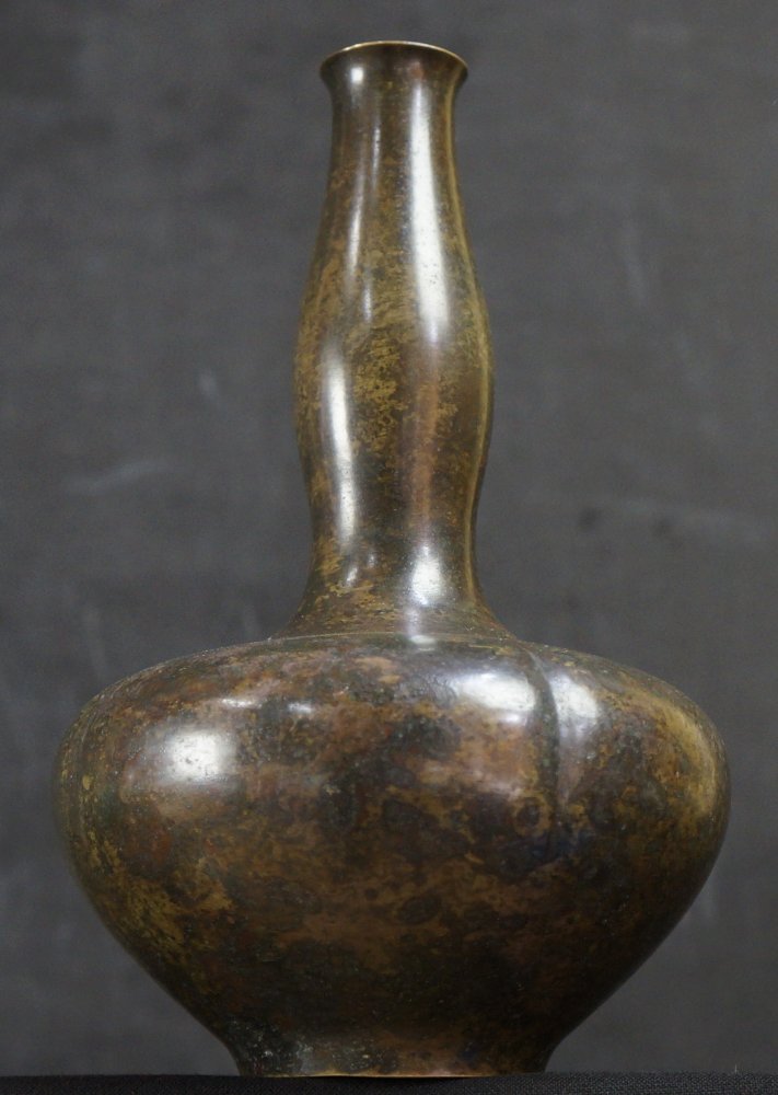 Bronze vase lost wax craft 1900