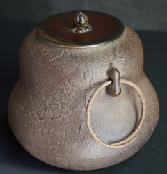 Floral Chagama kettle 1900