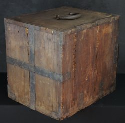 Funadansu Ship cabinet 1860