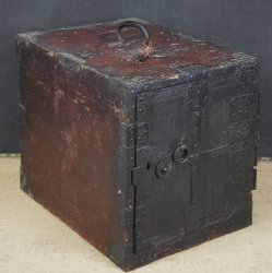 Funadansu Ship cabinet1800