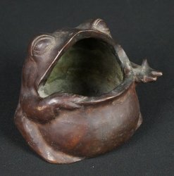 Garden frog 1900 bronze