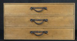 Hikidashi cabinet 1900