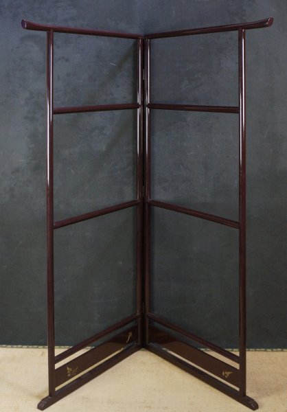 Iko Kimono hanger 1980