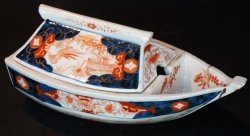 Imari boat Koro 1800s