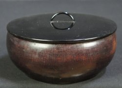 Iremono box 1932