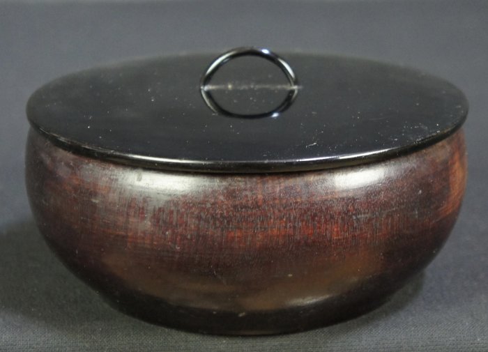 Iremono box 1932