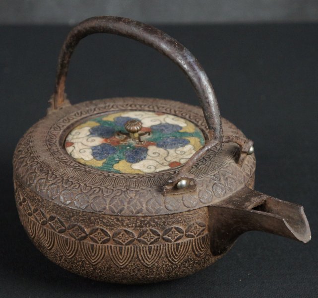 Iron kettle Tetsubin 1800