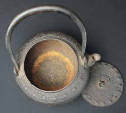 Iron Tetsubin 1900 cast