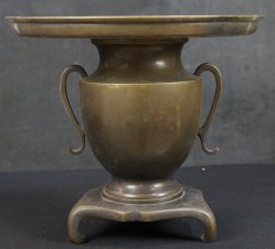 Japan bronze Usubata art 1880