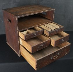 Japan Tansu cabinet 1800