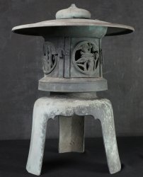 Japanese garden lamp 1900