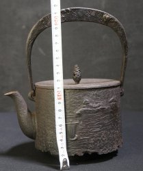 Japanese Nambu kettle1900